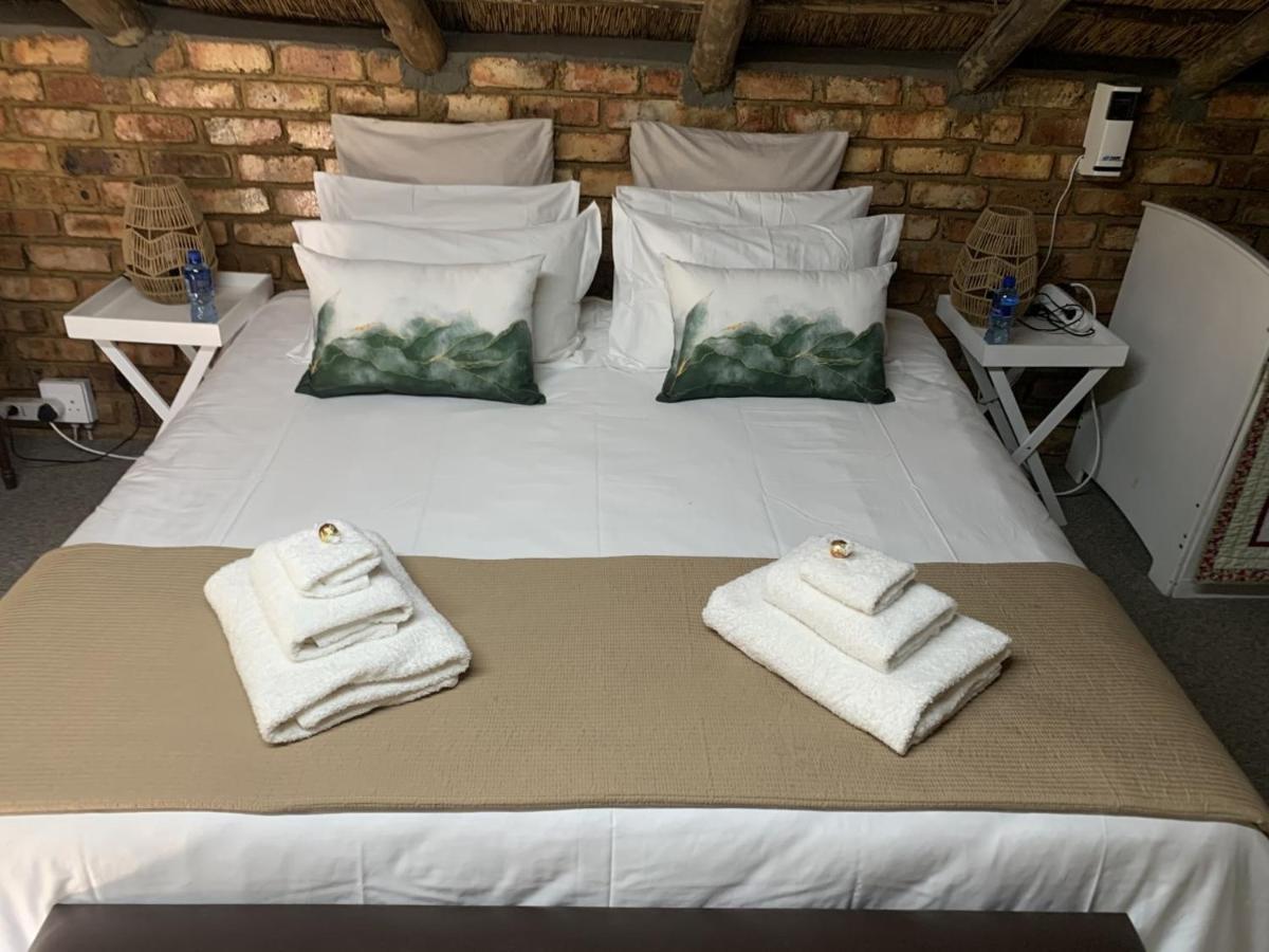 Sunset Guesthouse And Venue Cullinan Meule Buitenkant foto